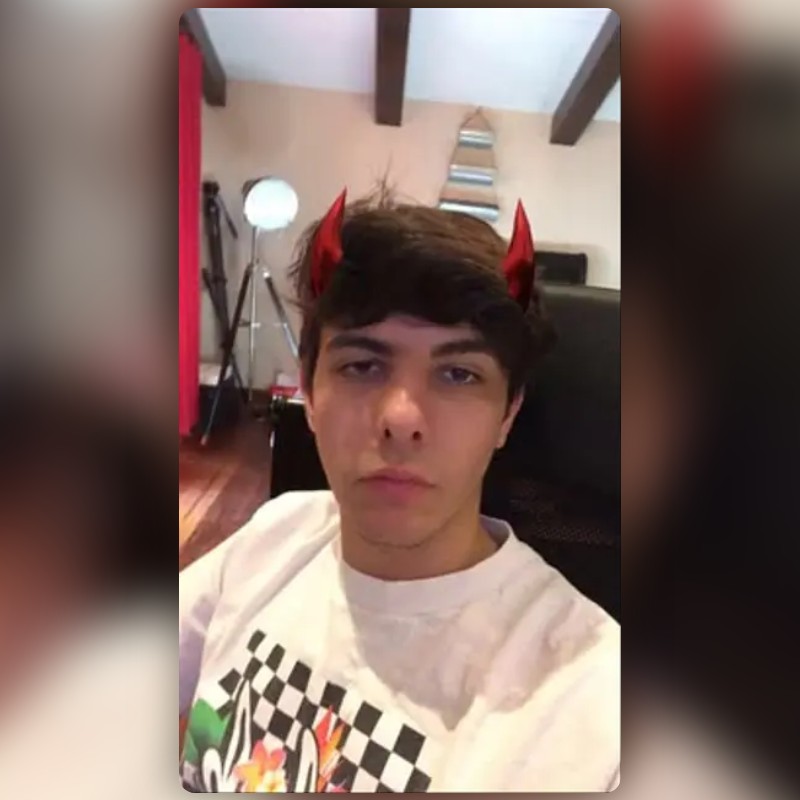 Devil Horns Lens by stephen calhoun Snapchat Lenses and Filters