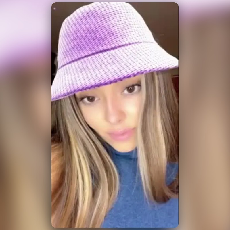 Lilac Bucket Hat Lens by Melissa Farías Snapchat Lenses and Filters