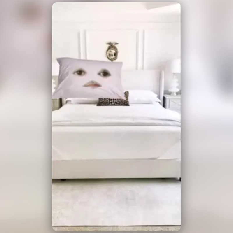 Pillow face Lens by Chania Snapchat Lenses and Filters