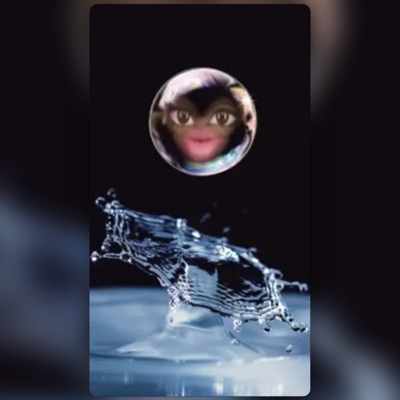 เลนส์ Water Splash สร้างโดย Danielle Grace เลนส์และฟิลเตอร์ Snapchat