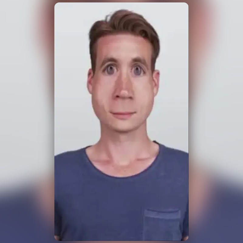 Dumb Big Eye Effec Lens by Romain Snapchat Lenses and Filters