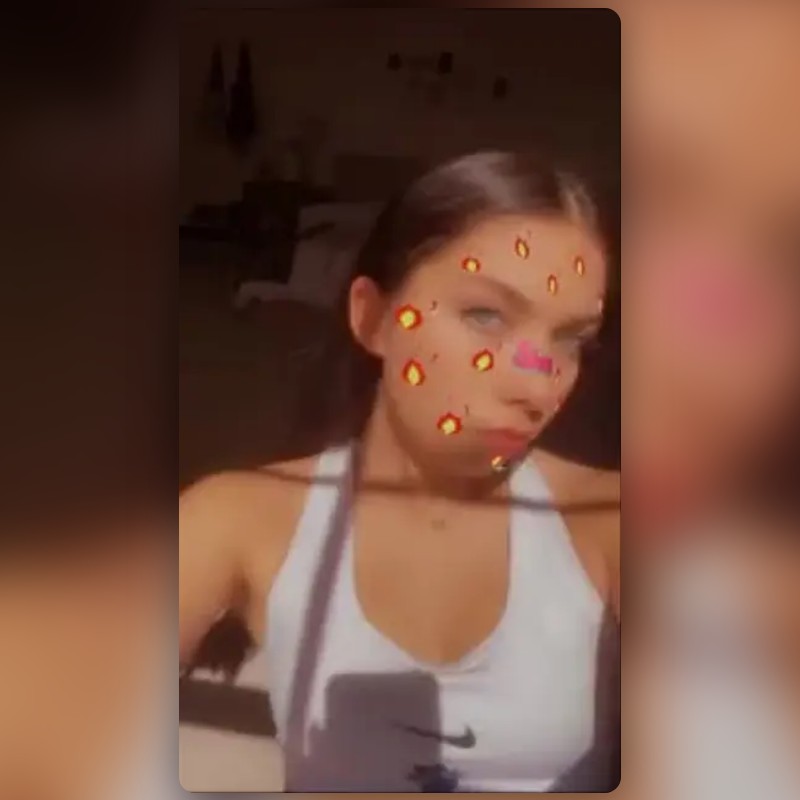 Sheesh Lens by Kazz Hyuga 女王 Snapchat Lenses and Filters