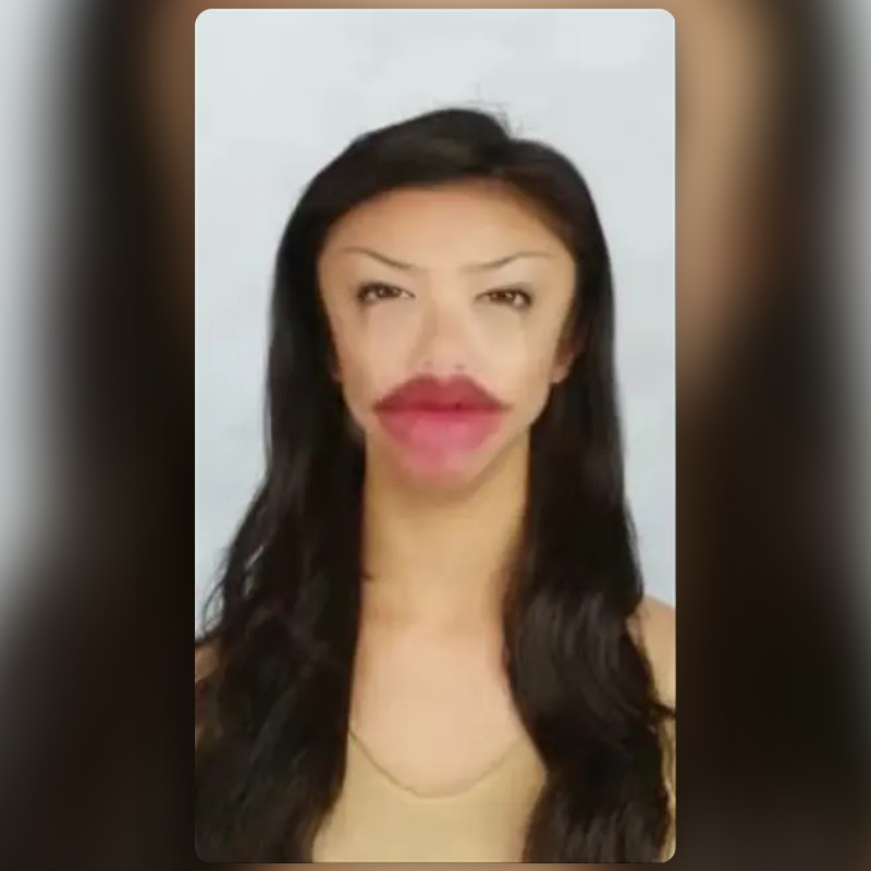 Small head big lip Lens by Saniya Snapchat Lenses and Filters