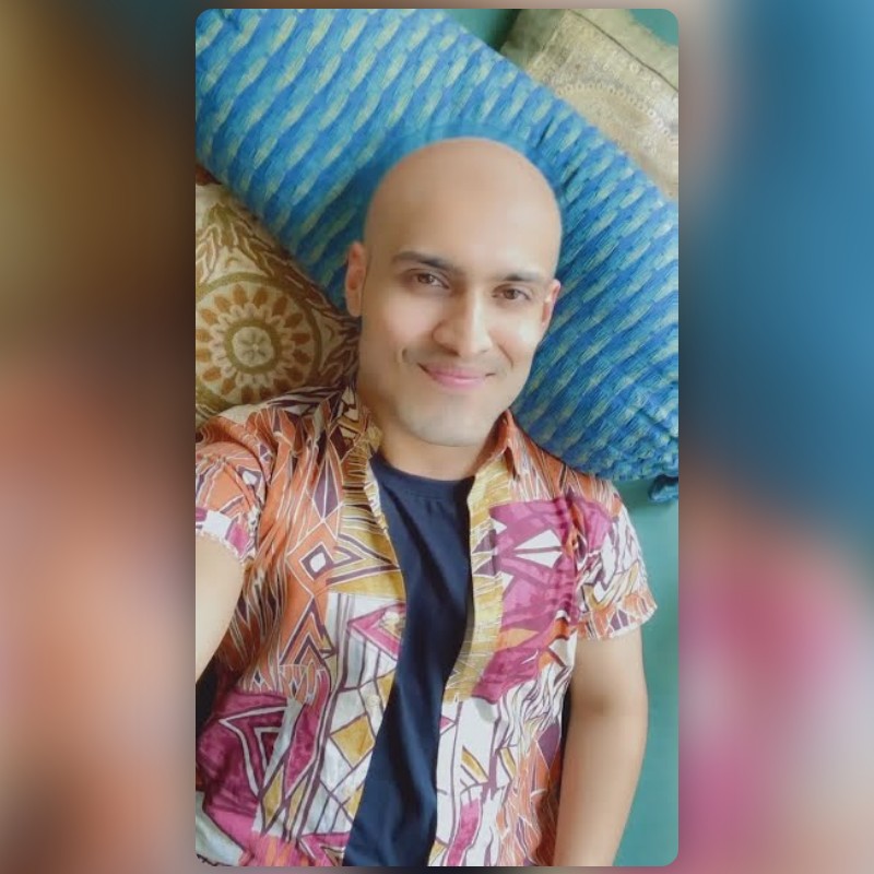 Snapchatが作成したBald and Jaw Morphフィルター | Snapchatレンズ