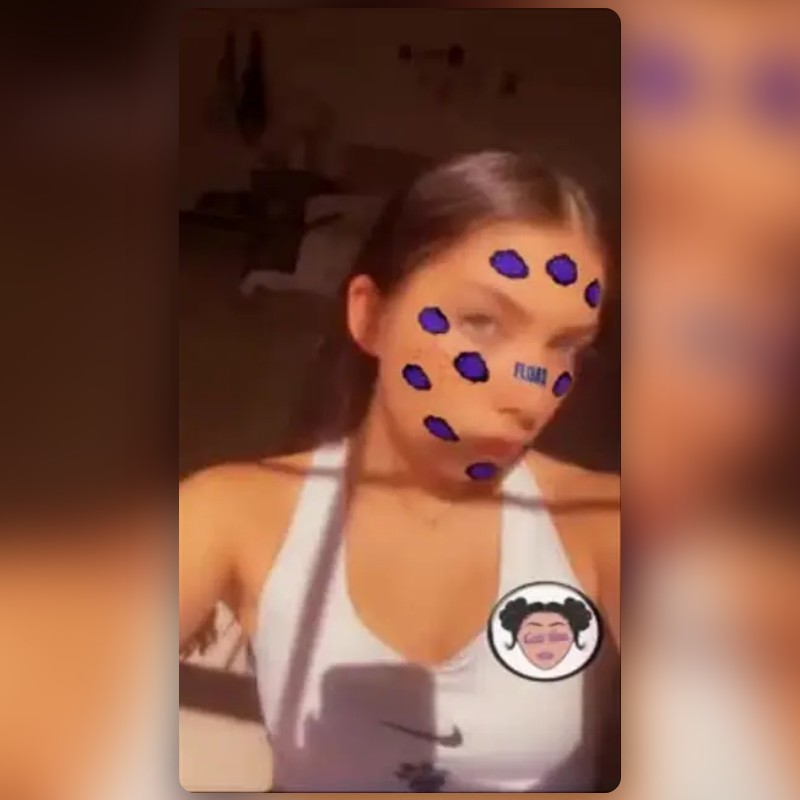 Snapchat Float Floating Filter by 𝒦𝒶𝓏𝓏𝓎 𝐻𝓎𝓊𝑔𝒶 𐦍༘ | Snapchat Lenses