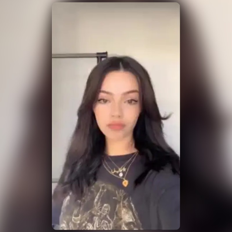 pink hearts Lens by Eren Snapchat Lenses and Filters