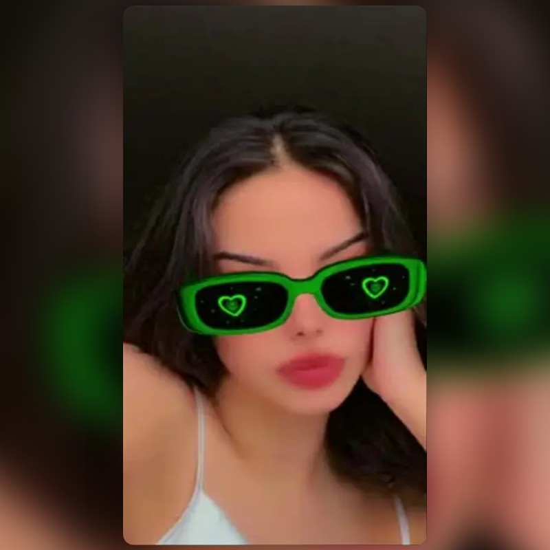 Love Glasses Lens by 𝒞𝒜𝑀𝐼𝑅 Snapchat Lenses and Filters