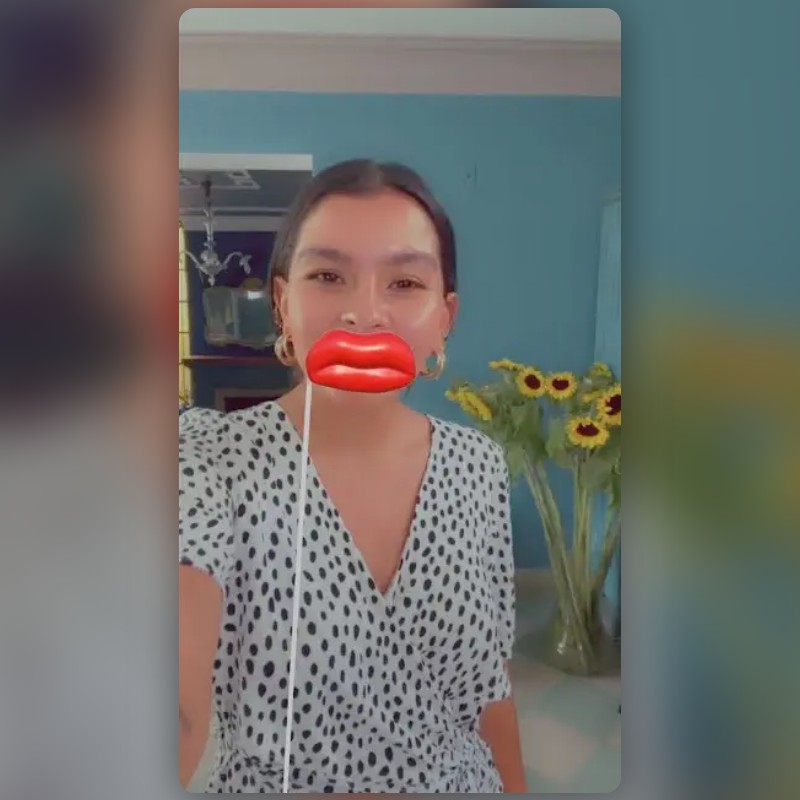 Fake Lips Lens by Snapchat Snapchat Lenses and Filters