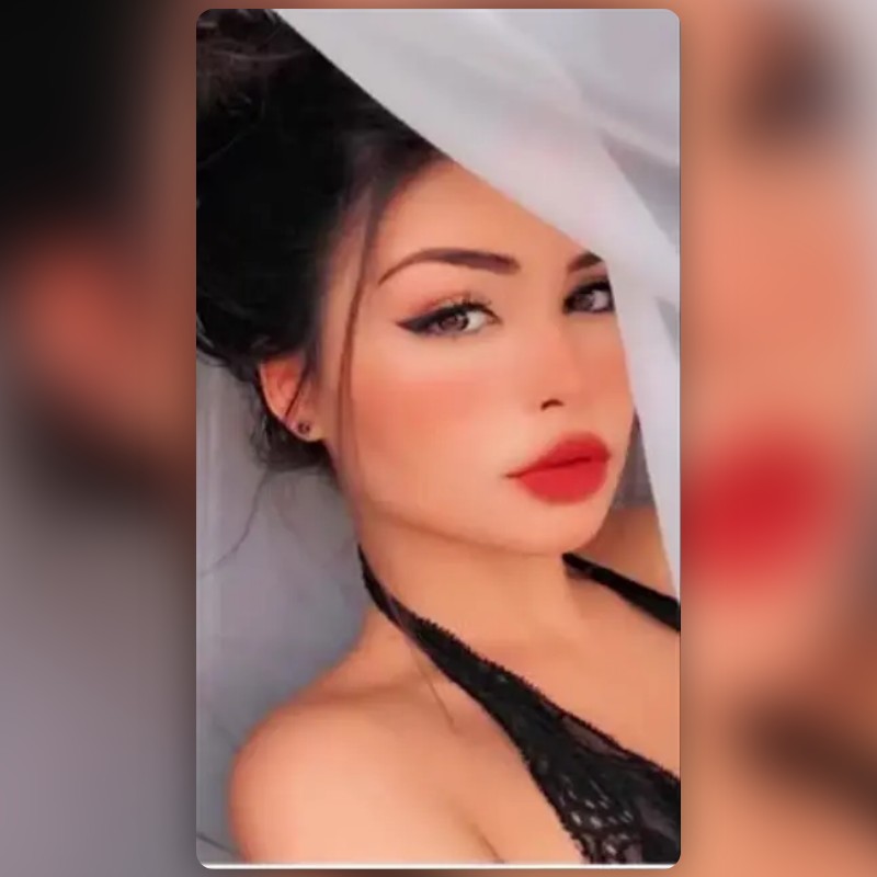 👸🏻 QUEENs Filter ⚘️🦋🧜🏻‍♀️が作成したFind Hot Glowフィルター | Snapchatレンズ