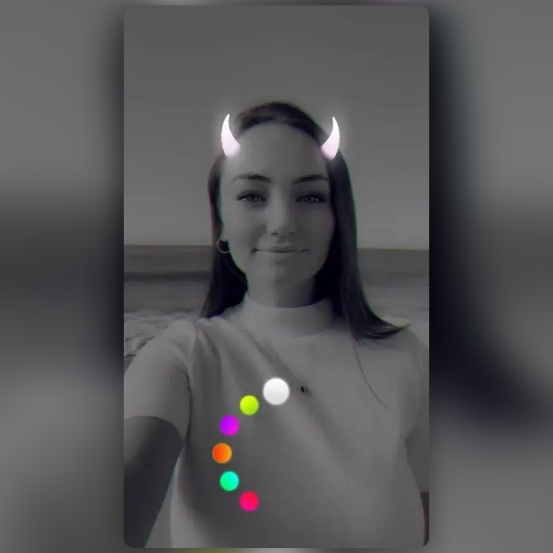 Neon Horns Lens by Snapchat Snapchat Lenses and Filters