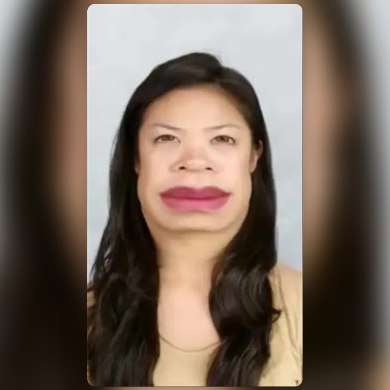 BIG Lips Lens by Trey Snapchat Lenses and Filters